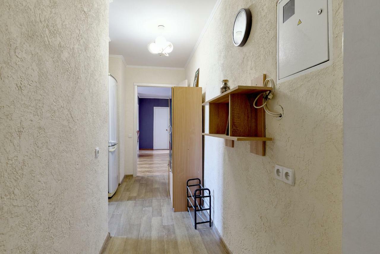 L3-82 Main Street- Modern New Three 3 Separate 3Bedrooms 100 M2 - Central Location, Metro Palace Of Sports - Gulliver Mall, Arena City Киев Екстериор снимка