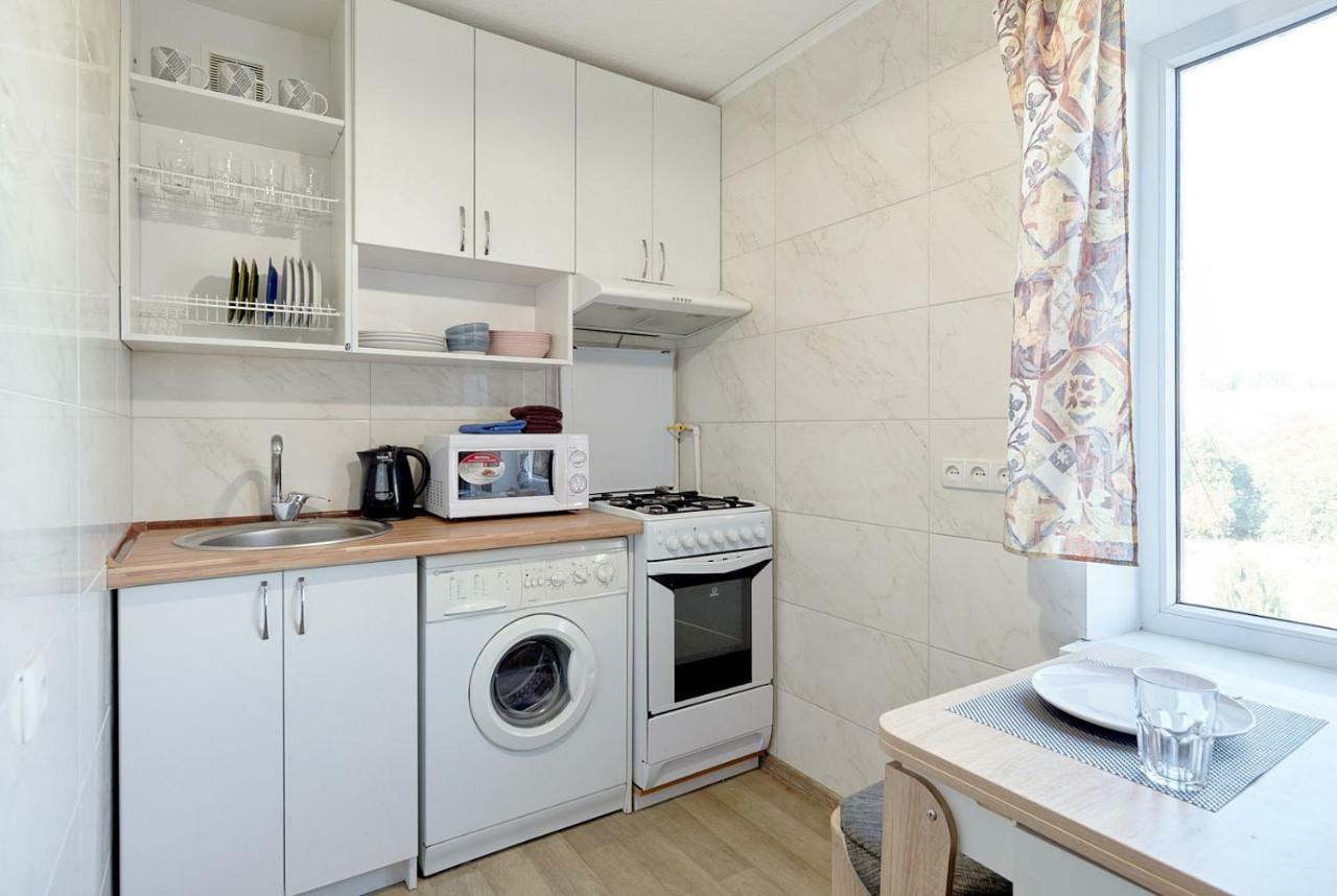 L3-82 Main Street- Modern New Three 3 Separate 3Bedrooms 100 M2 - Central Location, Metro Palace Of Sports - Gulliver Mall, Arena City Киев Екстериор снимка