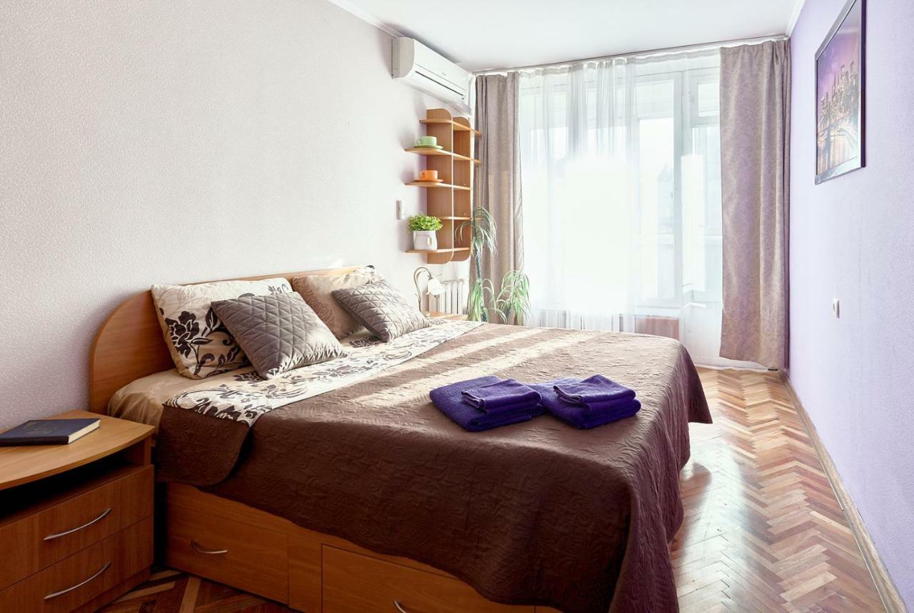 L3-82 Main Street- Modern New Three 3 Separate 3Bedrooms 100 M2 - Central Location, Metro Palace Of Sports - Gulliver Mall, Arena City Киев Екстериор снимка
